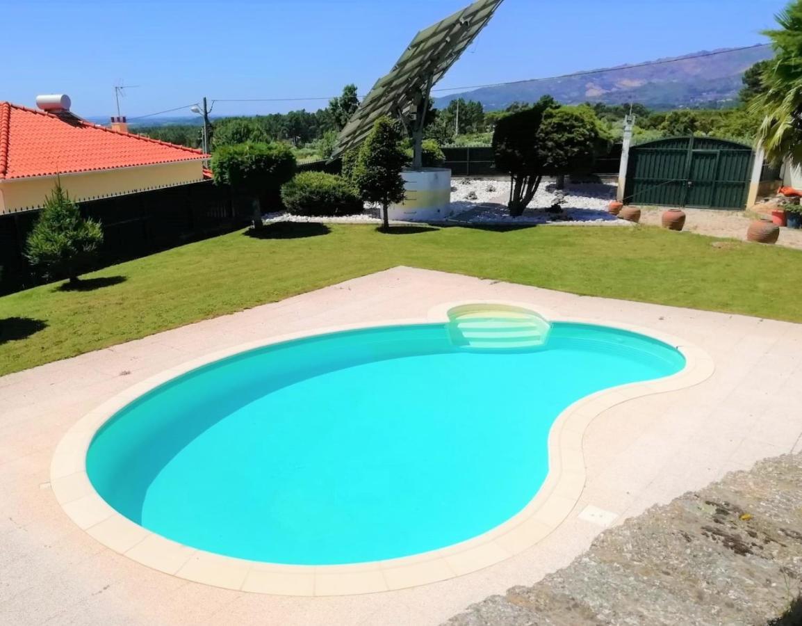 Casa E Piscina Privada Villa Fundão Exteriör bild